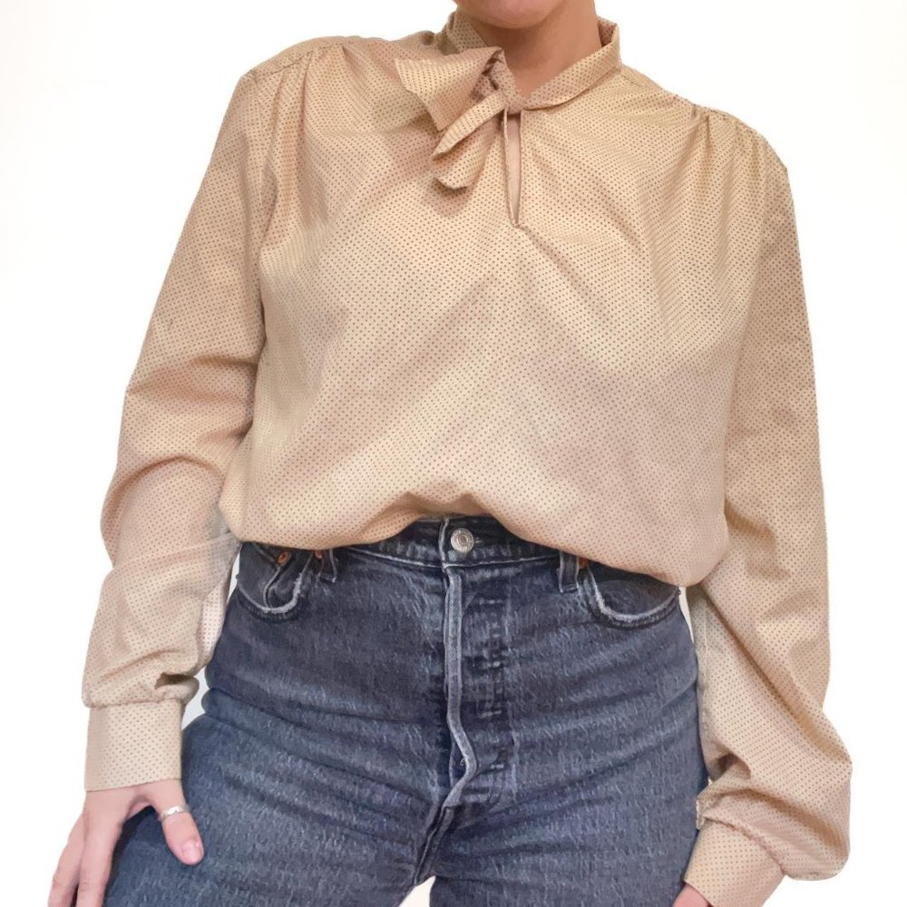 Vintage Retro 70s/80s Ascot Style Long Sleeve Nude Orange Polka Dot Blouse Large